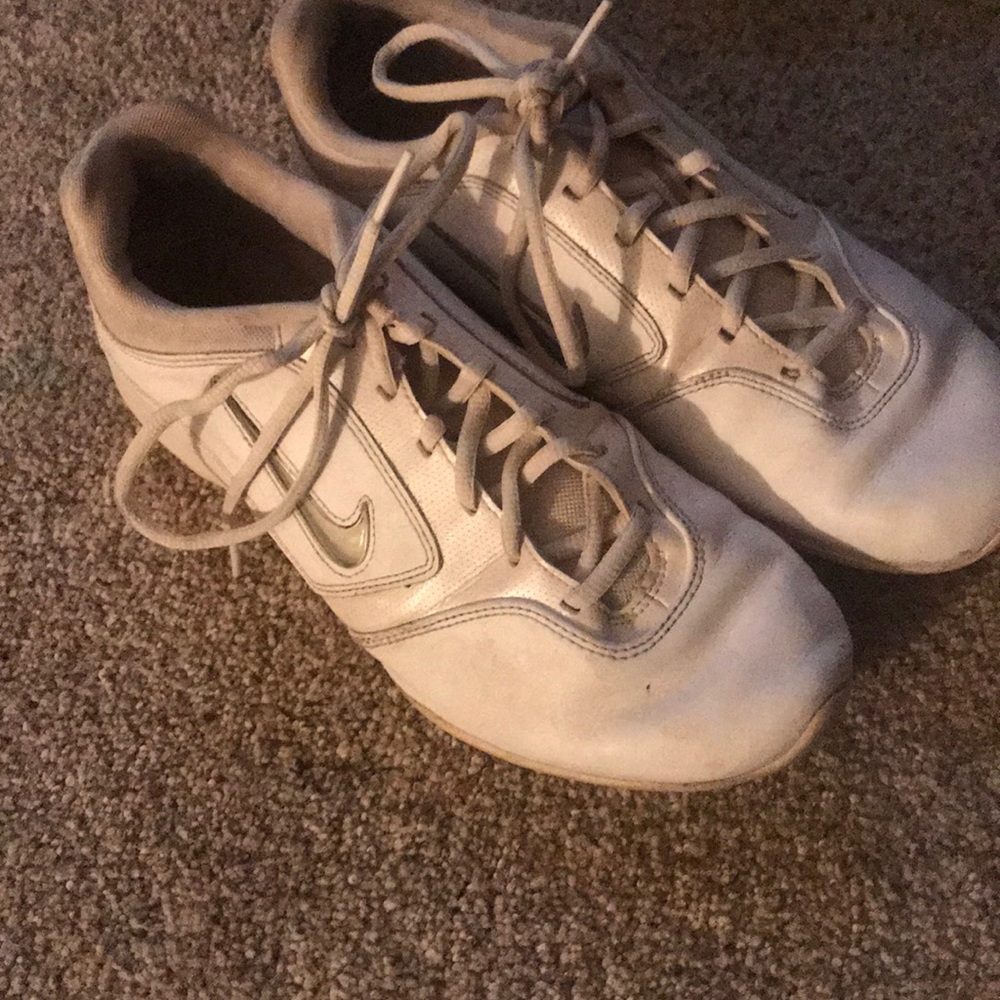 Sideline cheerleading shoes.